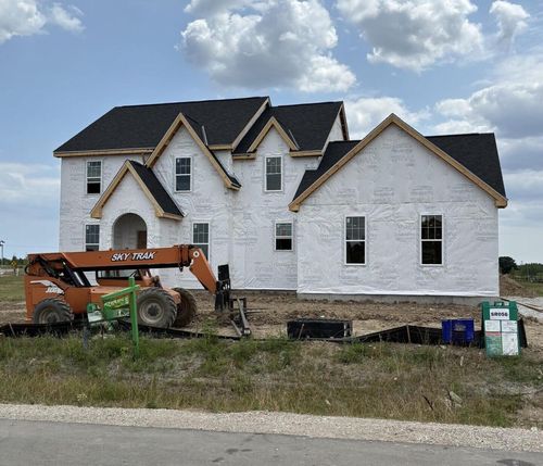 9333 W Cob Drive, MEQUON, WI, 53097 | Card Image