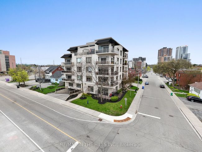 404 - 50 Port St E, Condo with 2 bedrooms, 2 bathrooms and null parking in Mississauga ON | Image 36