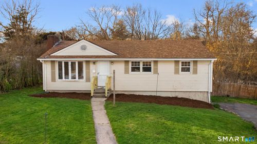 51 Dydo Dr, Uncasville, CT, 06382-1809 | Card Image