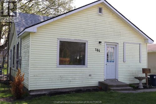 104 Stanley St, Blenheim, ON, N0P1A0 | Card Image
