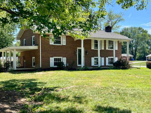 12 Essex Rd, GROTTOES, VA, 24441-5014 | Card Image
