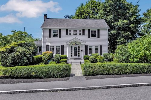 110 Chard St, Weymouth, MA, 02189-1658 | Card Image
