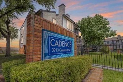 h-0638-7550 S Westmoreland Rd, Dallas, TX, 75237-4000 | Card Image
