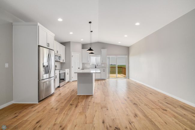 Kitchen/Dining Area | Image 6