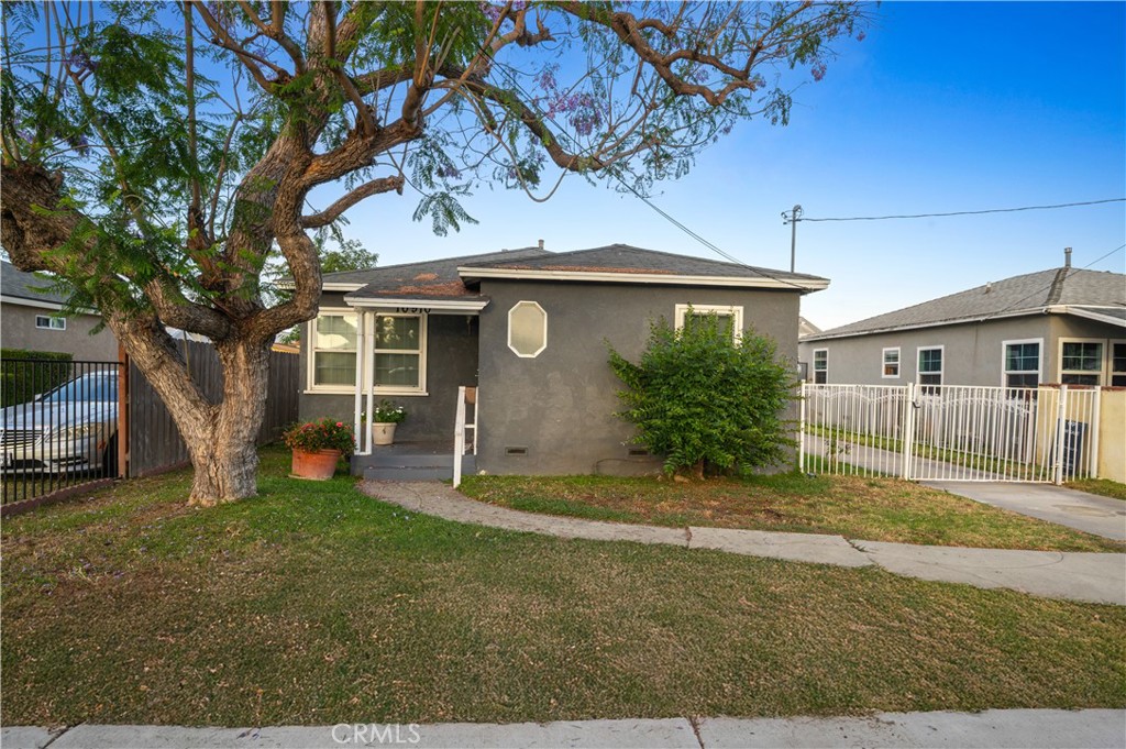 Residential in Inglewood 2
