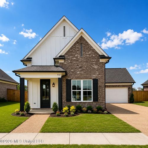 945 Coahoma Ct, Nesbit, MS, 38651-1070 | Card Image
