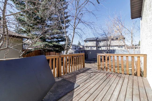 63 Heath Close, Home with 3 bedrooms, 2 bathrooms and 2 parking in Red Deer AB | Image 22