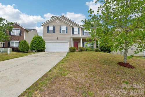 8718 Buttonwood Ct, Charlotte, NC, 28215-7148 | Card Image