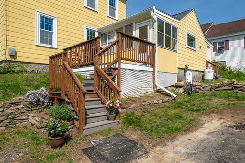 5 Pine Valley Street, Wilton, NH, 03086 | Card Image