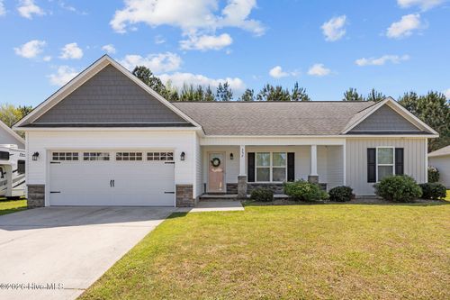 352 Tamarack Dr, Ayden, NC, 28513-1601 | Card Image