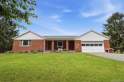 3843 Hooker Rd, Pinckney, MI, 48169-8520 | Card Image