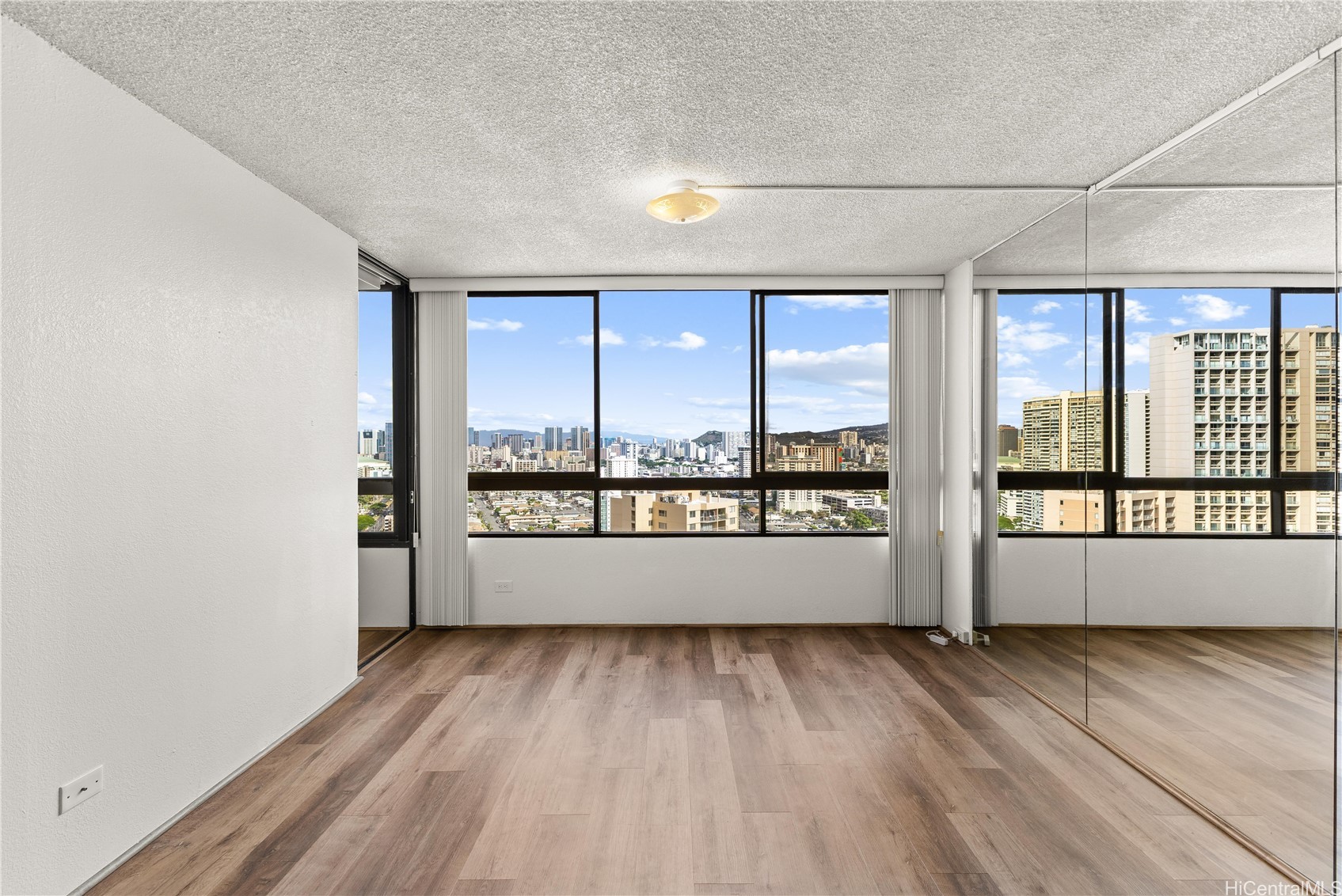 Residential in Honolulu 5