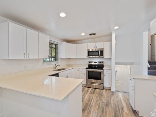 3680 S 4400 W, West Valley City, UT, 84120-3147 | Card Image