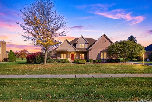 490 Gleneagles, Highland, MI, 48357-4777 | Card Image