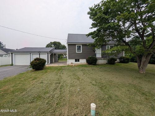 204 Justice St, Hollidaysburg, PA, 16648-1342 | Card Image