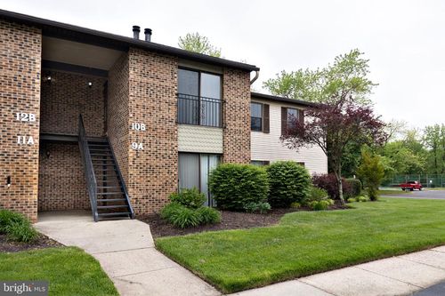 10 Sumac Ct, MOUNT LAUREL, NJ, 08054-3619 | Card Image