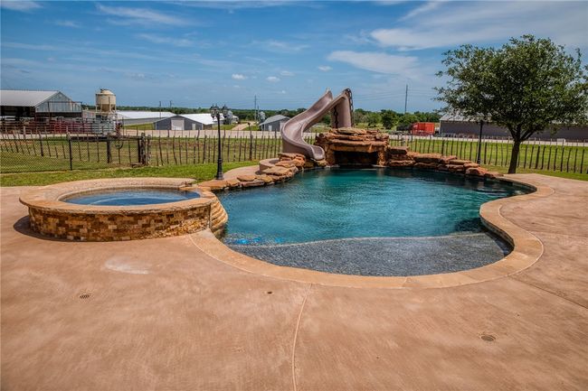 2543 Fm 975, House other with 4 bedrooms, 4 bathrooms and null parking in Caldwell TX | Image 31