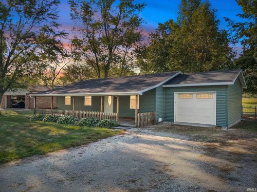 1347 W Westgate Ave, Columbia City, IN, 46725-8724 | Card Image