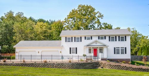 684 S Smith Rd, Bloomington, IN, 47401-8686 | Card Image