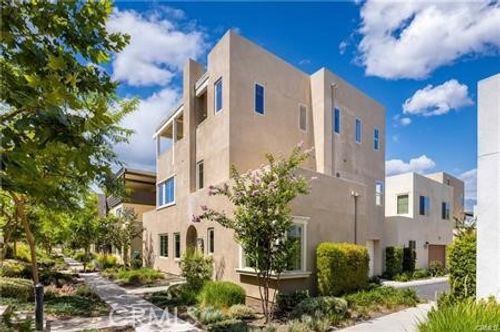 126 Interval, Irvine, CA, 92618-0864 | Card Image