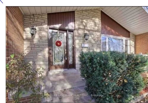 3079 Lindenlea Dr, Mississauga, ON, L5C2C3 | Card Image