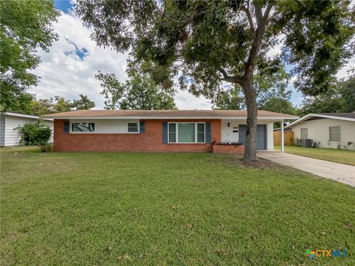 1003 Fern Ln, Victoria, TX, 77904-2184 | Card Image