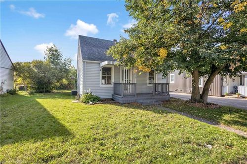 68 Dorothy St, Brantford, ON, N3S1H2 | Card Image