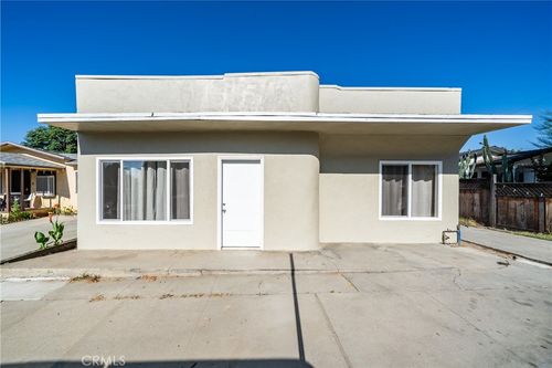 902 S Hope, Ontario, CA, 91761 | Card Image