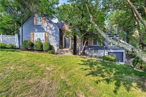 68305 Rolling Acres, Saint Clairsville, OH, 43950-9708 | Card Image