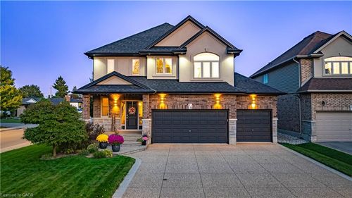 19 Purnell Dr, Hamilton, ON, L9C0C6 | Card Image