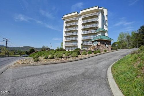 111-503 Dollywood Ln, Pigeon Forge, TN, 37863-4106 | Card Image