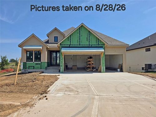 11203 S Sunray Dr, Olathe, KS, 66061-2255 | Card Image