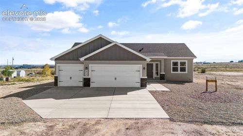 832 E Loma Dr, Pueblo, CO, 81007-7108 | Card Image