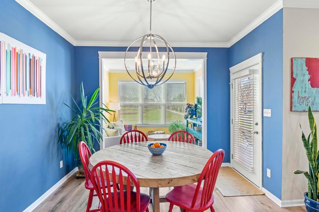 Dining | Image 12