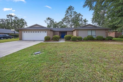 4216 Thornwood Way, Valdosta, GA, 31602-6722 | Card Image