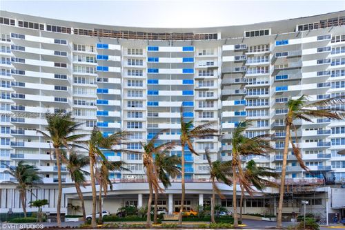 602-100 Lincoln Rd, Miami Beach, FL, 33139-2013 | Card Image