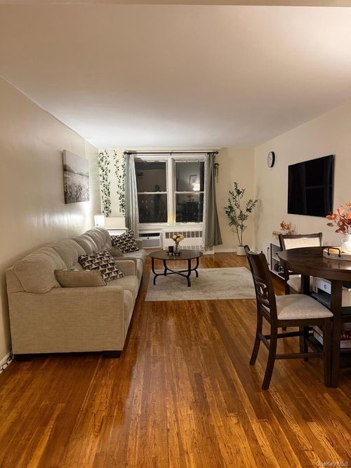 l3-41-67 Judge St, Elmhurst, NY, 11373-2407 | Card Image