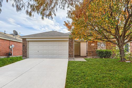 2210 Sumac Dr, Forney, TX, 75126-6598 | Card Image