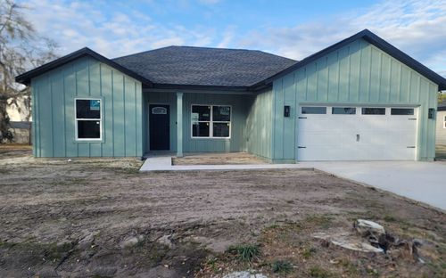 649 Ne Bailey St, Lake City, FL, 32055-1700 | Card Image