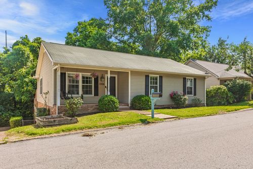 5436 Village Way, Nashville, TN, 37211-6238 | Card Image