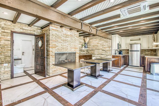Clubhouse | Image 38