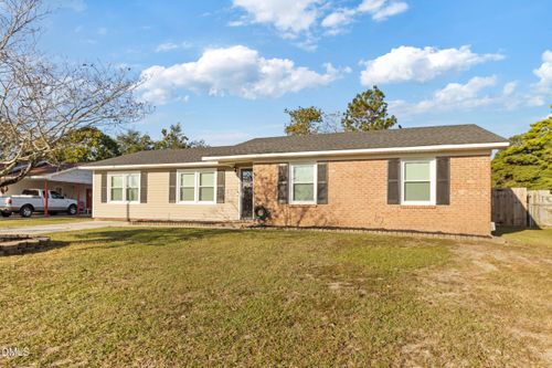 5909 Spinner Rd, Hope Mills, NC, 28348-2840 | Card Image