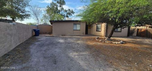 6932 E 39th St, Tucson, AZ, 85730-1617 | Card Image