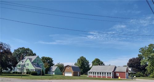 4017 N Ridge Rd W, Ashtabula, OH, 44004-9406 | Card Image