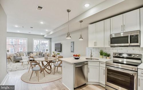 b-2216 Emerald St, PHILADELPHIA, PA, 19125-1544 | Card Image