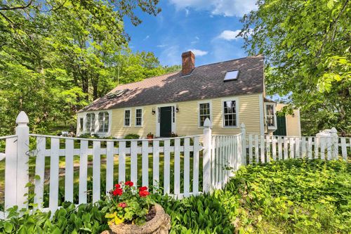 133 Hay Hill Rd, Francestown, NH, 03043-3330 | Card Image