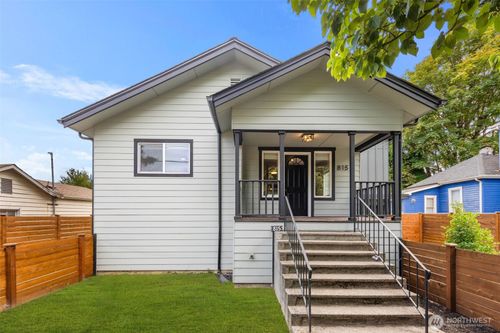 a-815 S Rose St, Seattle, WA, 98108-4433 | Card Image