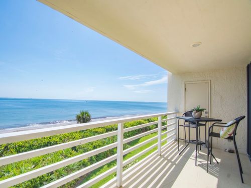 apt-201-5554 Highway A1a, Vero Beach, FL, 32963-1041 | Card Image