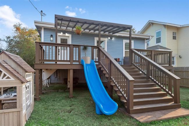 3610 Avenue P 1/2, House other with 3 bedrooms, 2 bathrooms and null parking in Galveston TX | Image 36