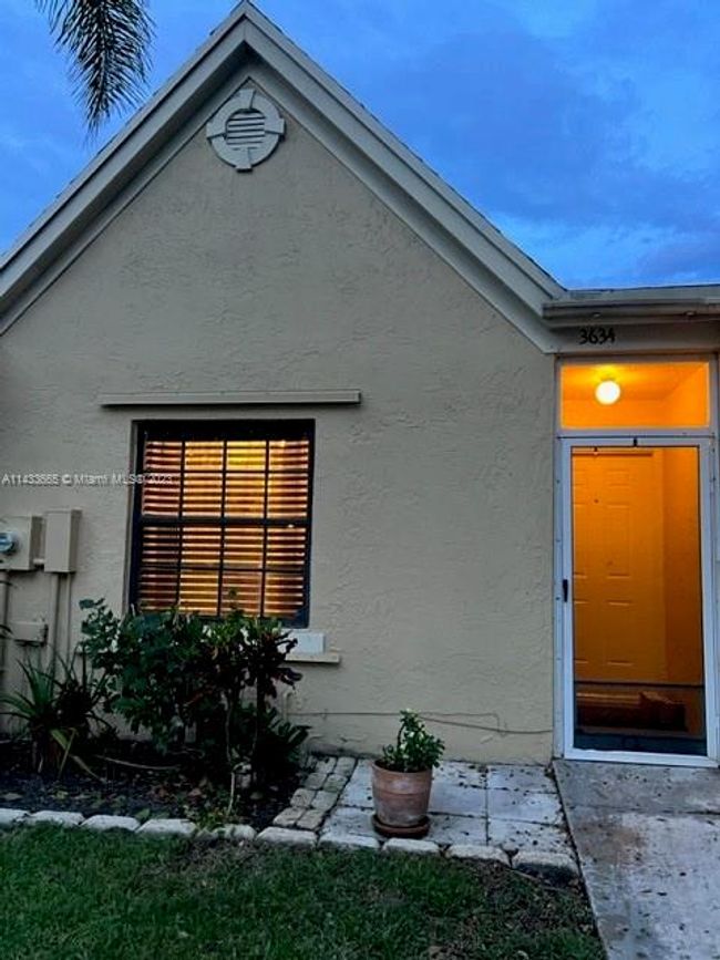0 - 3634 Nw 83rd Lane, Townhouse with 2 bedrooms, 1 bathrooms and null parking in Sunrise FL | Image 28